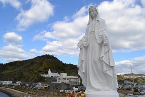 マリア像と神ノ島教会