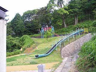 長崎市 女の都運動公園 大型遊具がある公園