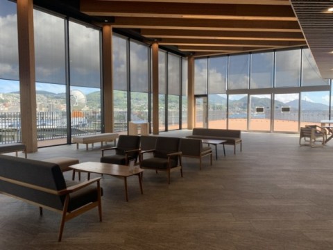 長崎県庁8階展望室内の画像
