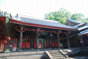 崇福寺媽姐門