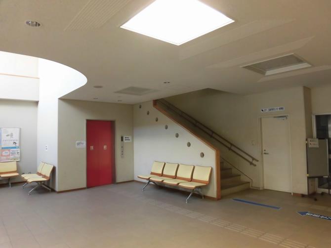 三重地区市民センター1F