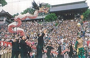 諏訪町龍踊