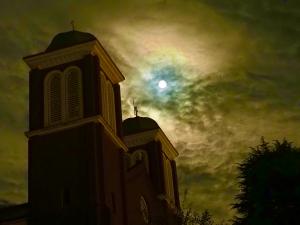 Moonbow
