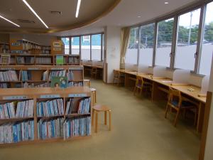 図書室学習スペース