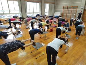 春の講座「リラクゼーションストレッチ」