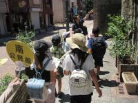 南山手地区を散策している