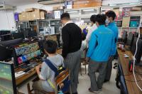 eスポーツをする子どもたち