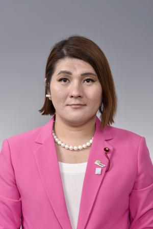 都留かすみ議員の写真