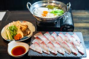 寒ブリの「ながさき刺しゃぶ」~ゆうこうポン酢で~