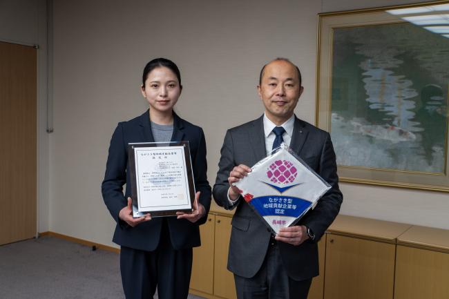 株式会社ホルス