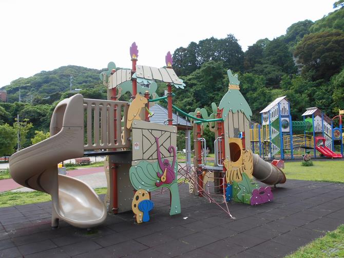 複合遊具1