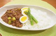 アスパラとひき肉のカレー