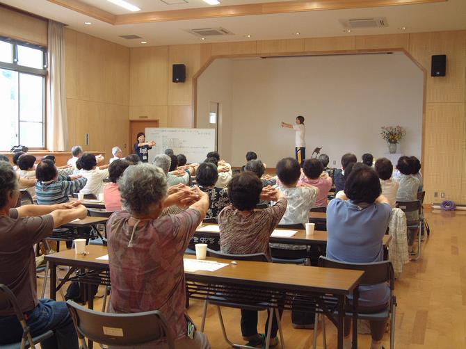 すこやか運動教室の画像2