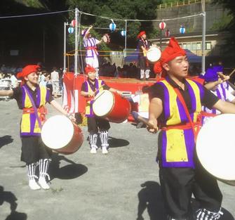 R5_団地夏祭り_エイサー