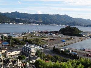 小瀬戸町から長崎港を望む