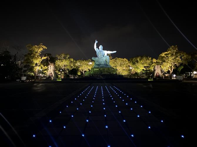 祈念像
