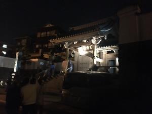 長照寺のライトアップ実験の様子の画像