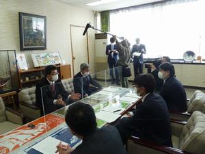 道路建設の早期完成1
