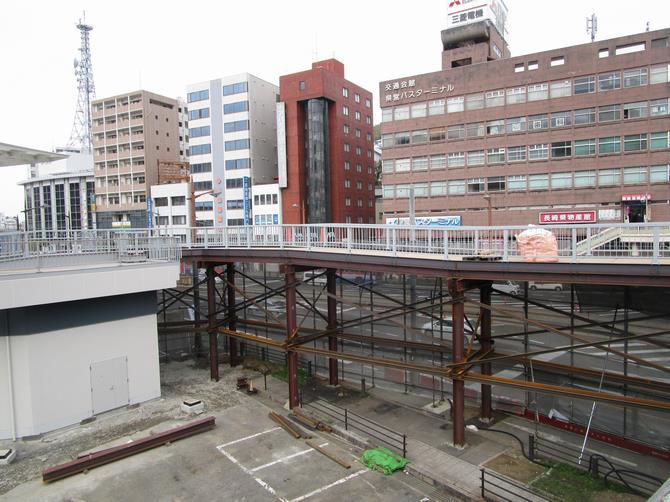 仮設歩道橋の画像