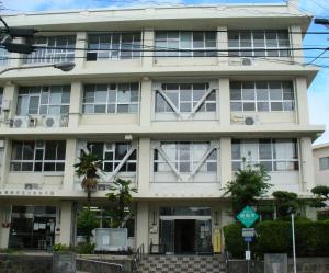 西公民館外観画像