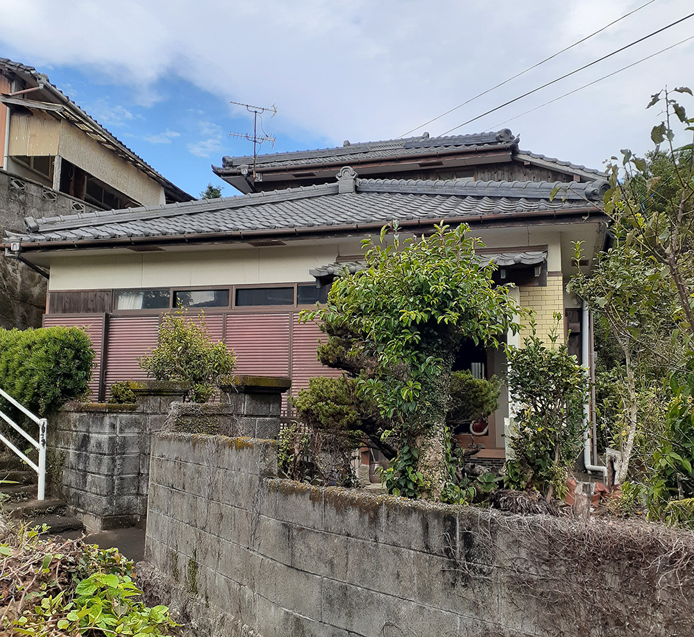 【売家】為石漁港近くの家の画像1