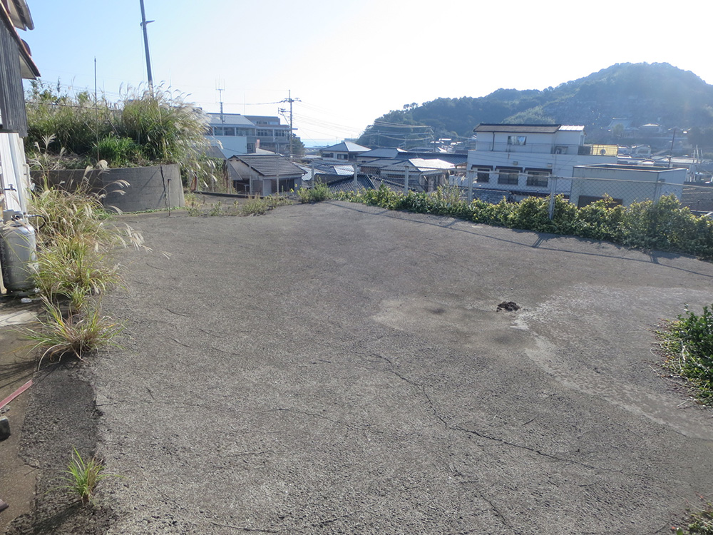 野母漁港近くの高台の空き地の画像2